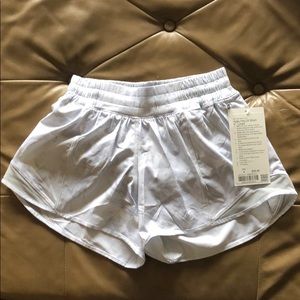 Lululemon hotty hot short